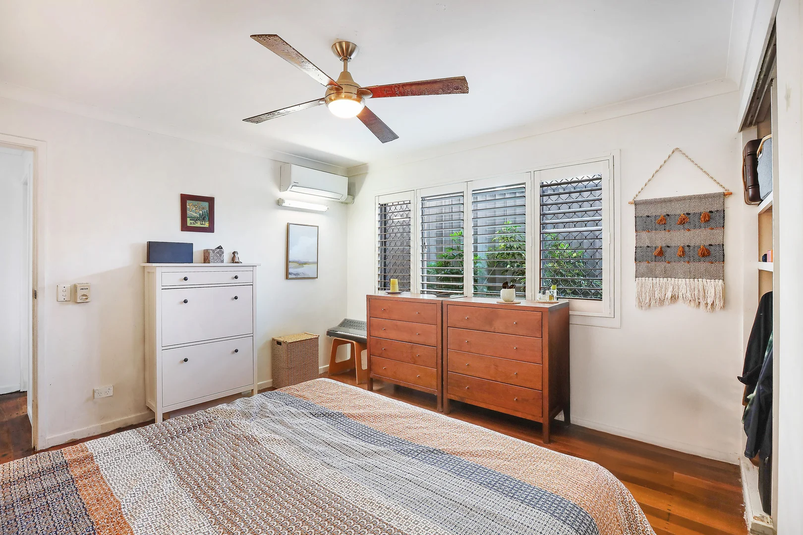 Additional image 5 of 28 Rutledge Street, Coolangatta QLD 4225