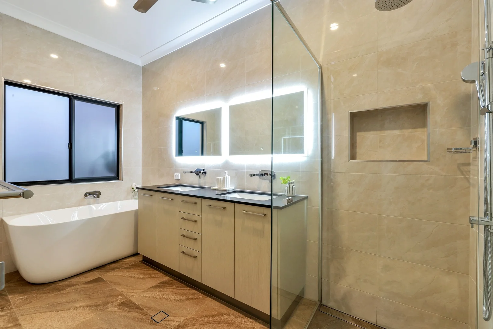 Additional image 33 of 37 Changsha Crescent, Muirhead NT 0810