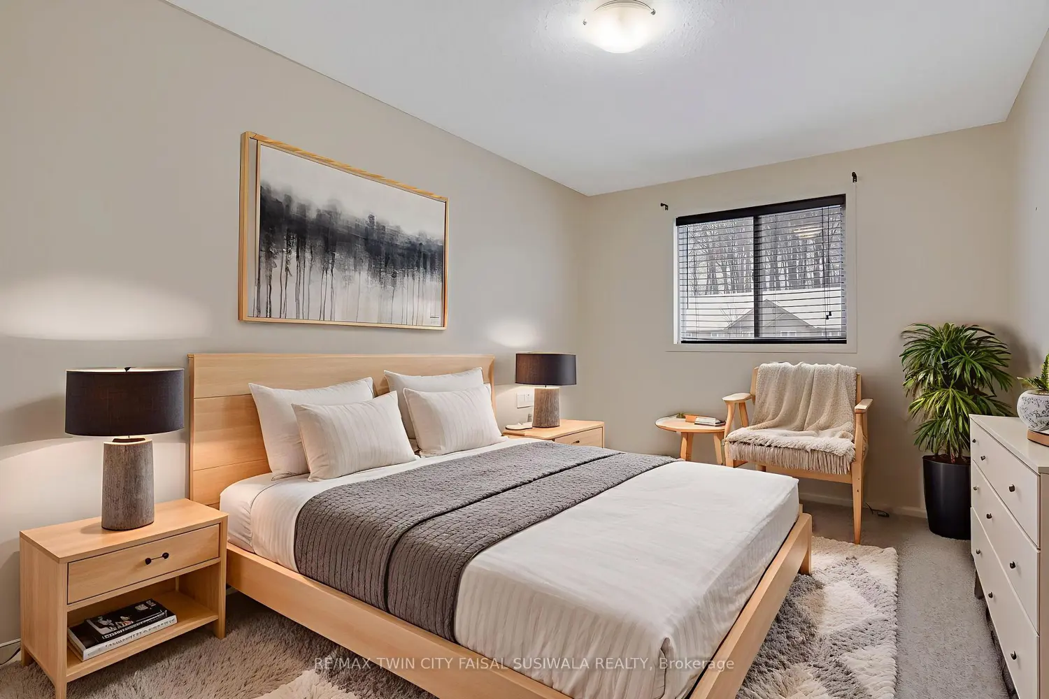 Additional image 16 of 310 Fallowfield Drive