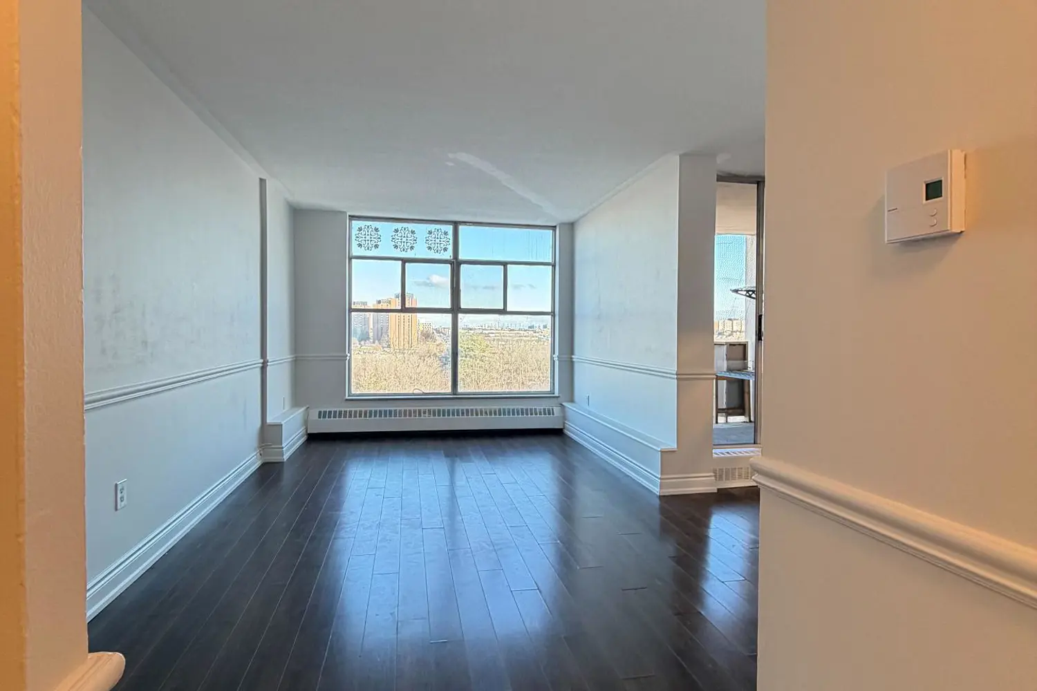 Additional image 8 of 335 Driftwood Avenue 909
