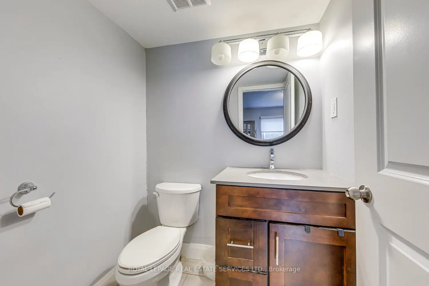 Additional image 14 of 1450 Glen Abbey Gate 911