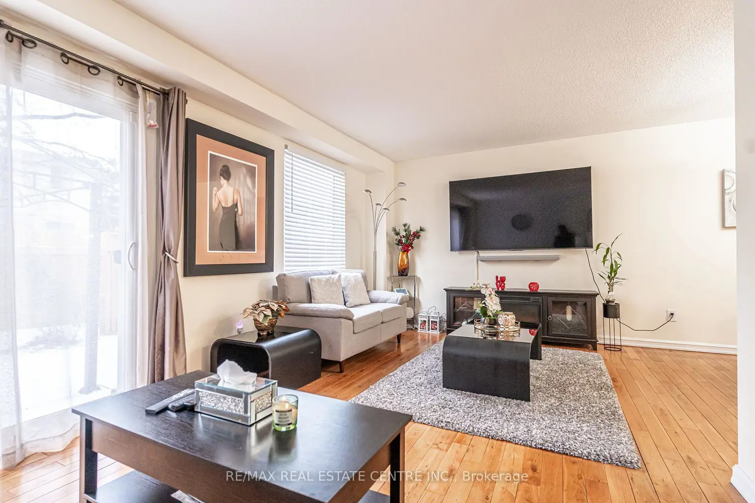 Additional image 4 of 33 Guildford Crescent 33