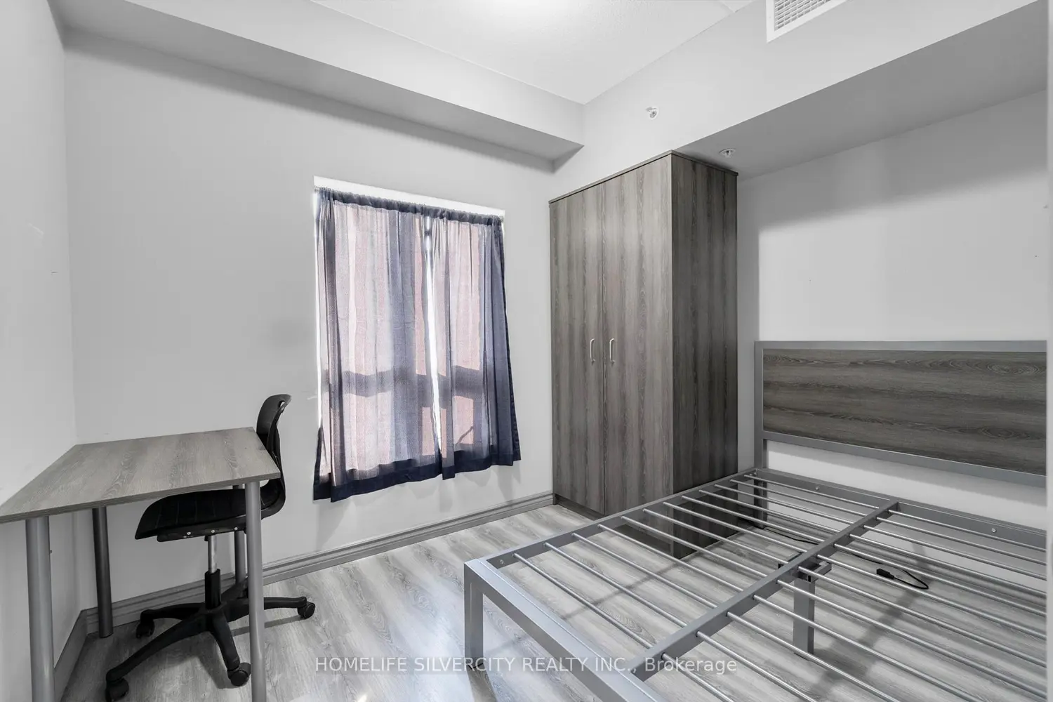 Additional image 18 of 275 Larch Street A405