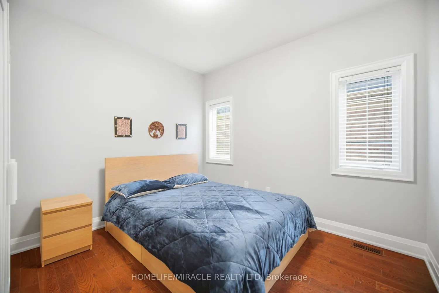 Additional image 15 of 162 Coastline Drive