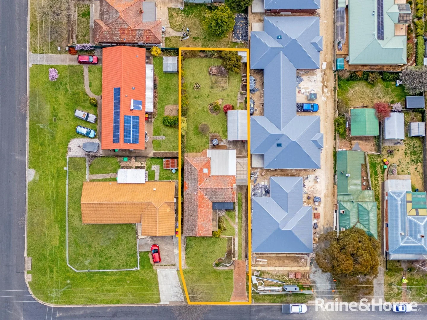 183 Seymour Street, Bathurst NSW 2795