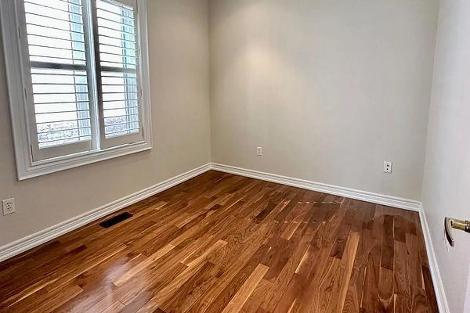 Additional image 12 of 27 Butterwood Lane