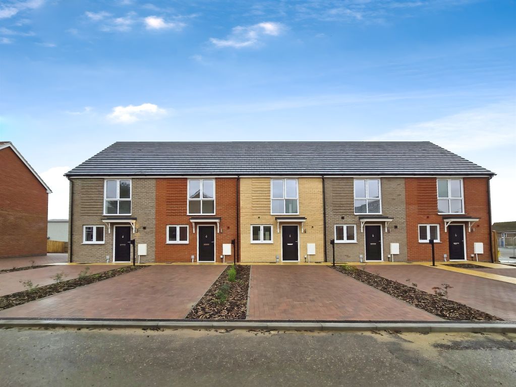 Additional image 6 of 2 bed terraced house for saleWisteria Way, Harwich CO12