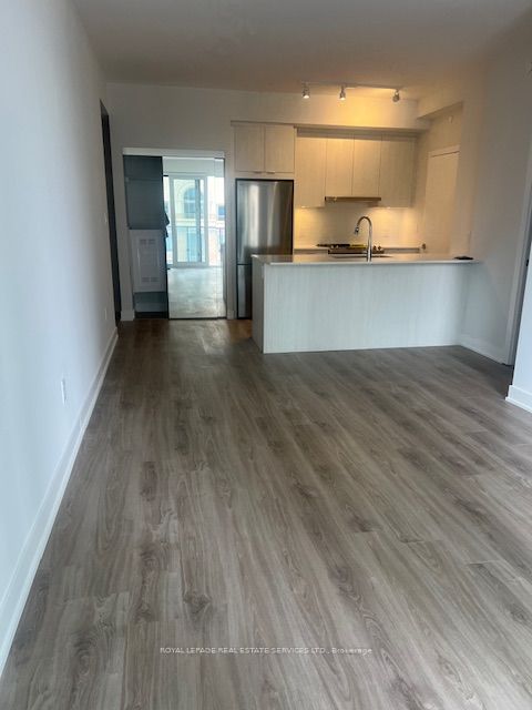 Additional image 3 of 601-430 Square One Drive, Mississauga, ON, L5B 3Y1