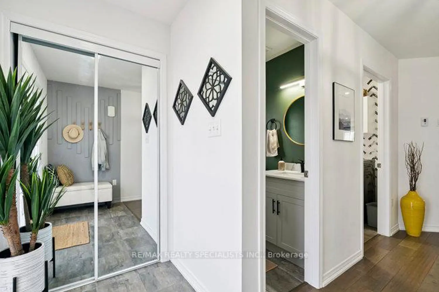 Additional image 4 of 50 Olympic Gate