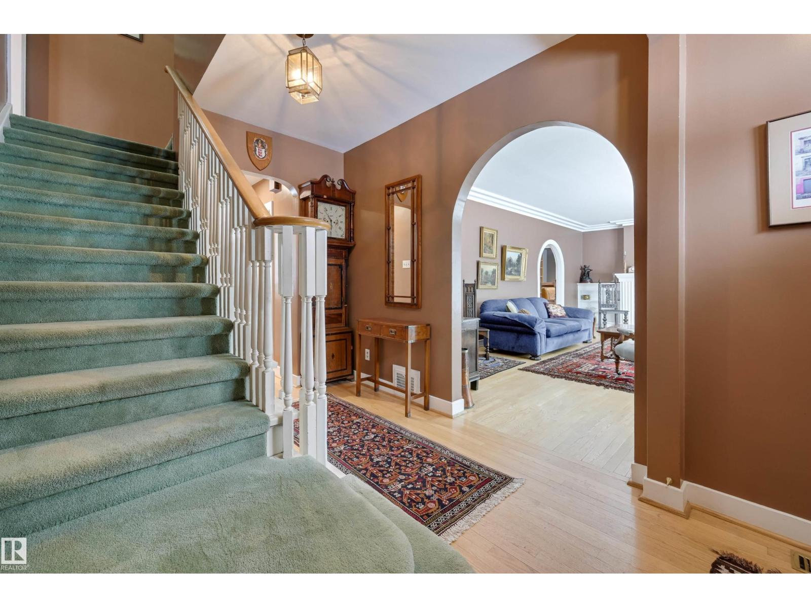 Additional image 6 of 106 St George's Crescent NW, Edmonton, AB, T5N3M7