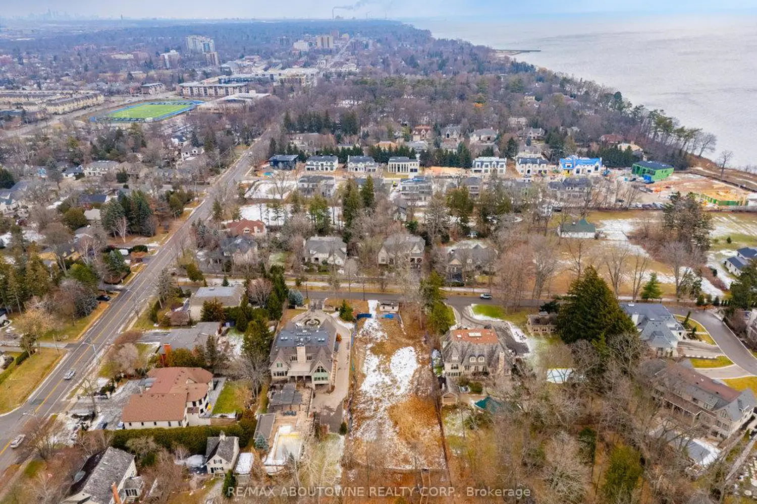 Additional image 11 of 408 Lakeshore Road