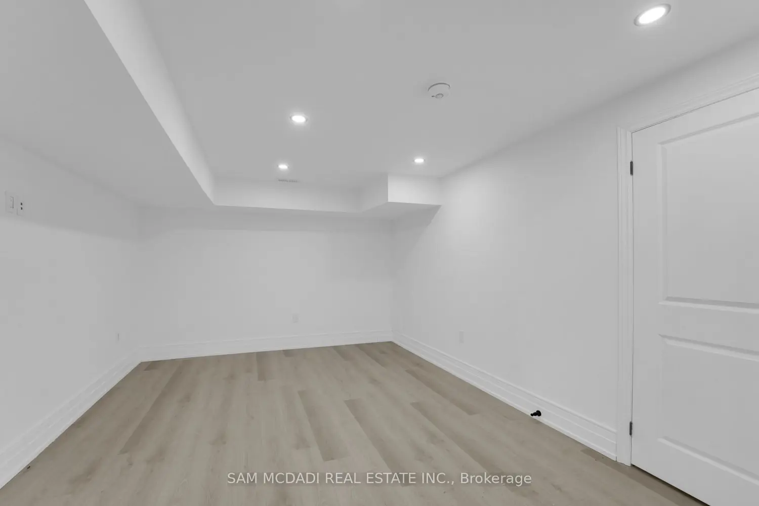 Additional image 16 of 468 Saville Crescent