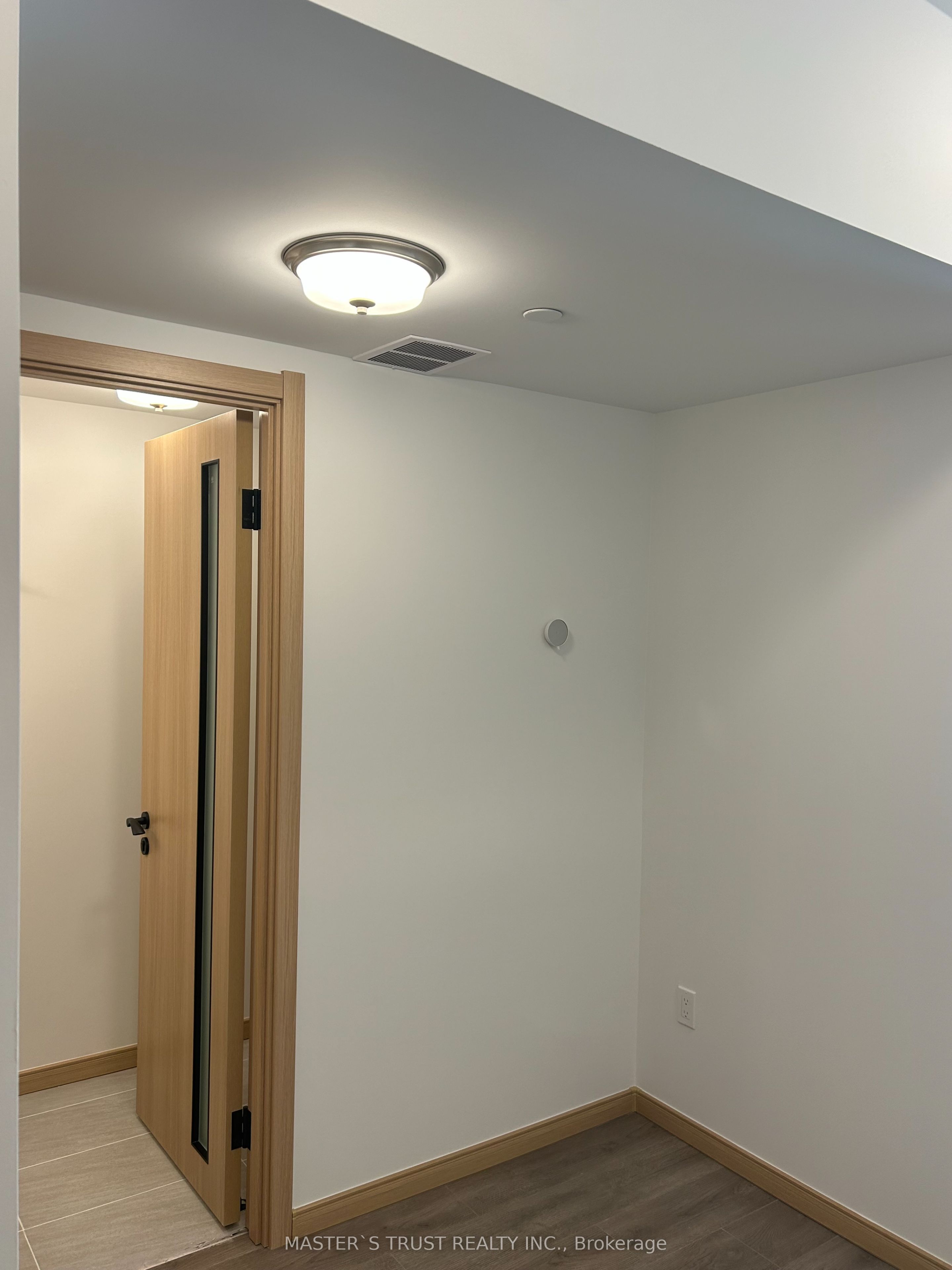 Additional image 4 of A315-3453 Victoria Park Avenue, Toronto, ON, M1W 2S6