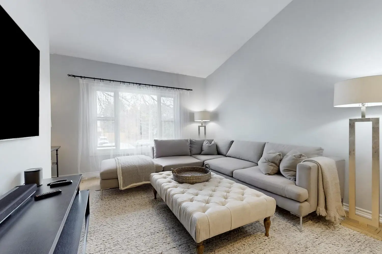 Additional image 6 of 3453 Hannibal Road