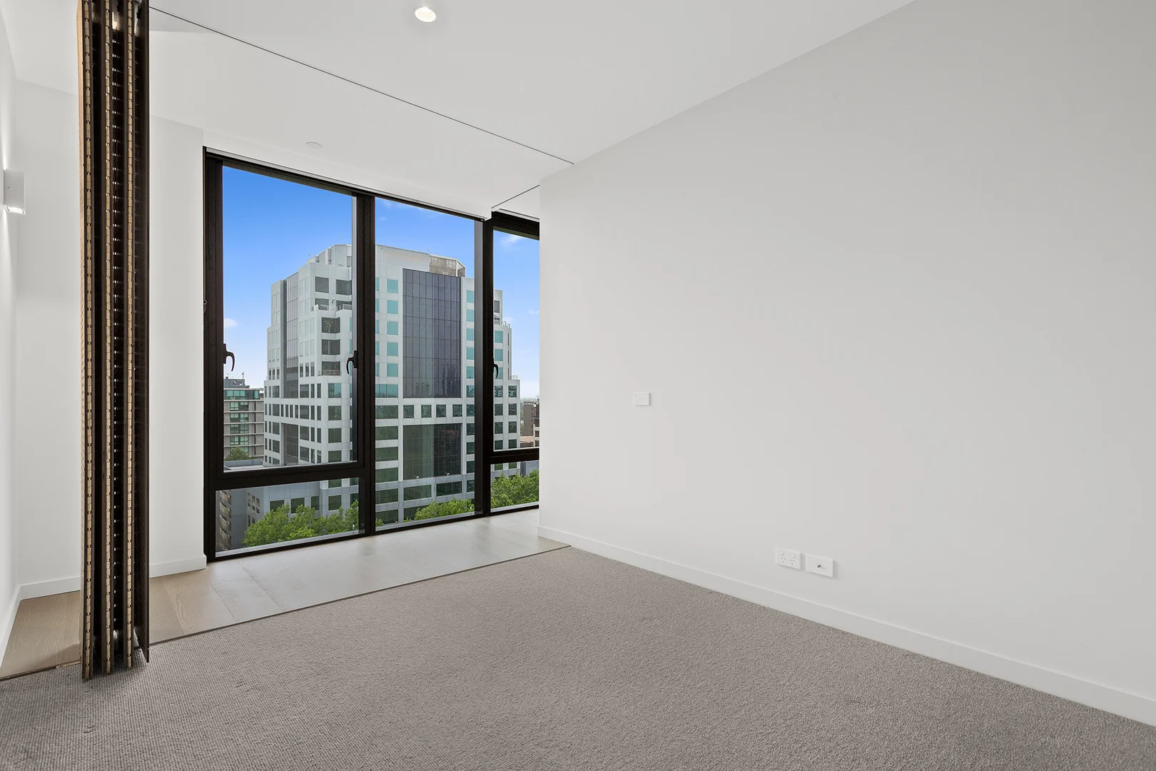 Additional image 4 of 1008/605 St Kilda Road, Melbourne VIC 3004