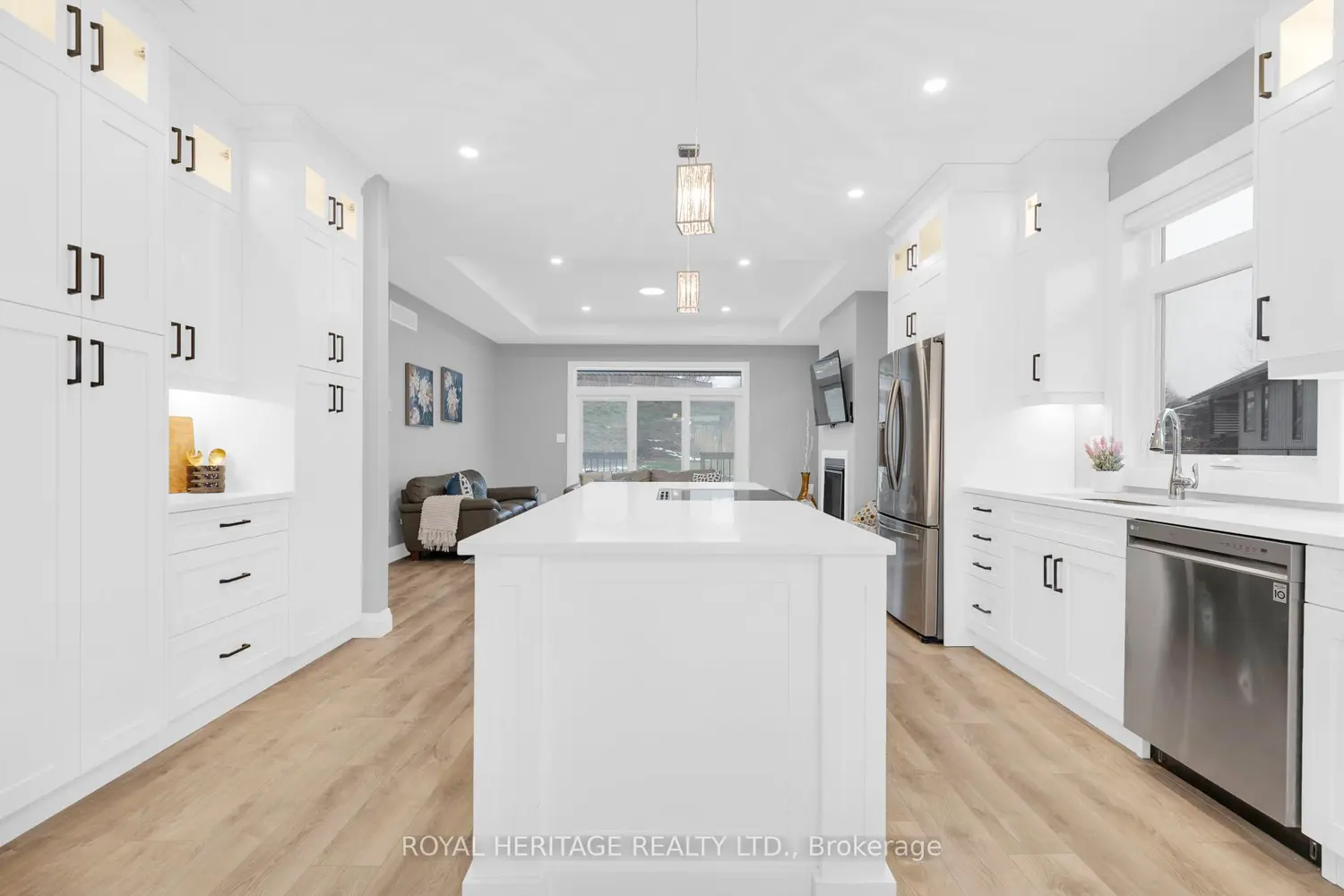 Additional image 6 of 5 Schmidt Way