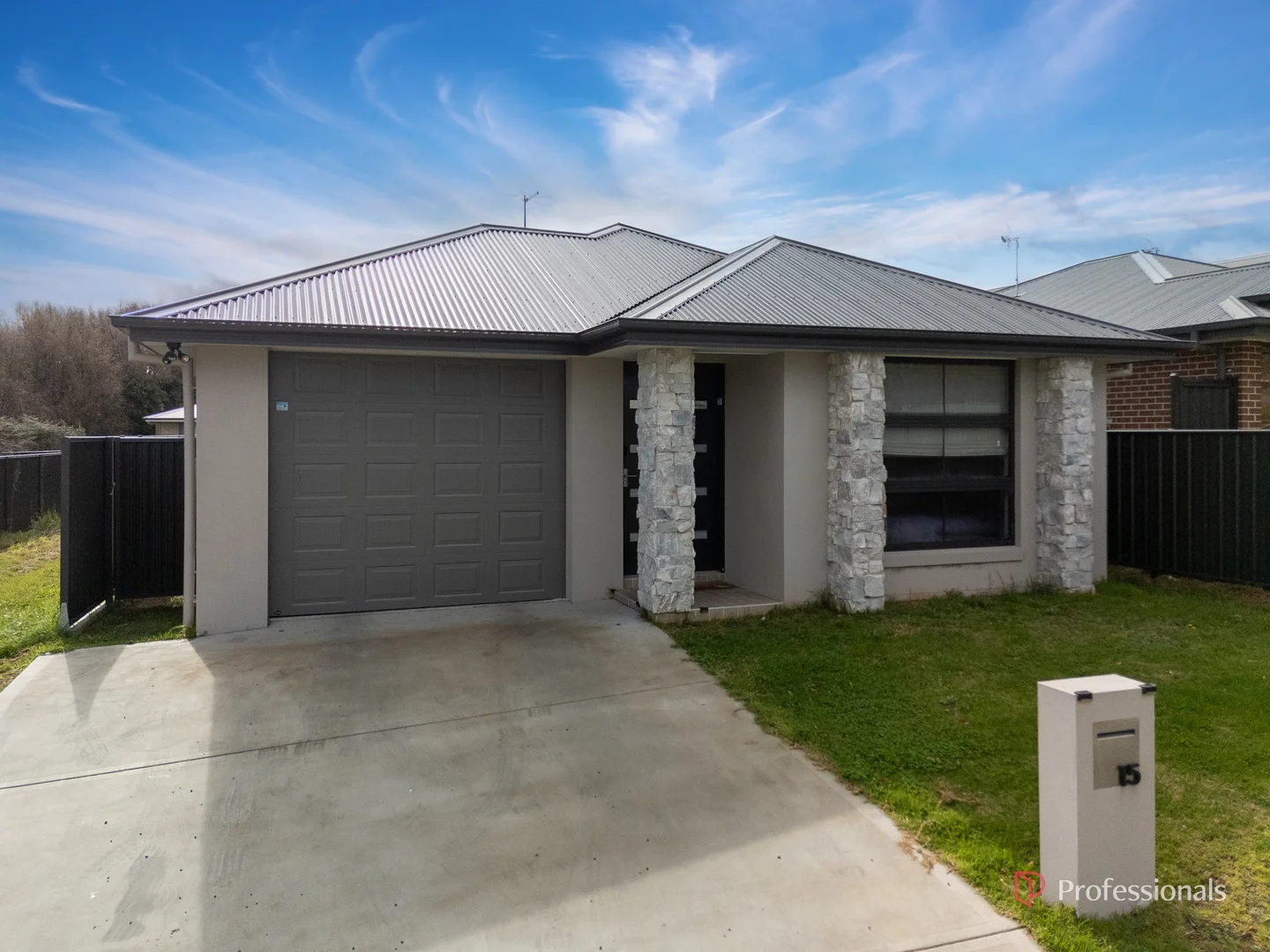 Additional image 16 of 15 Madgwick Drive, Armidale NSW 2350