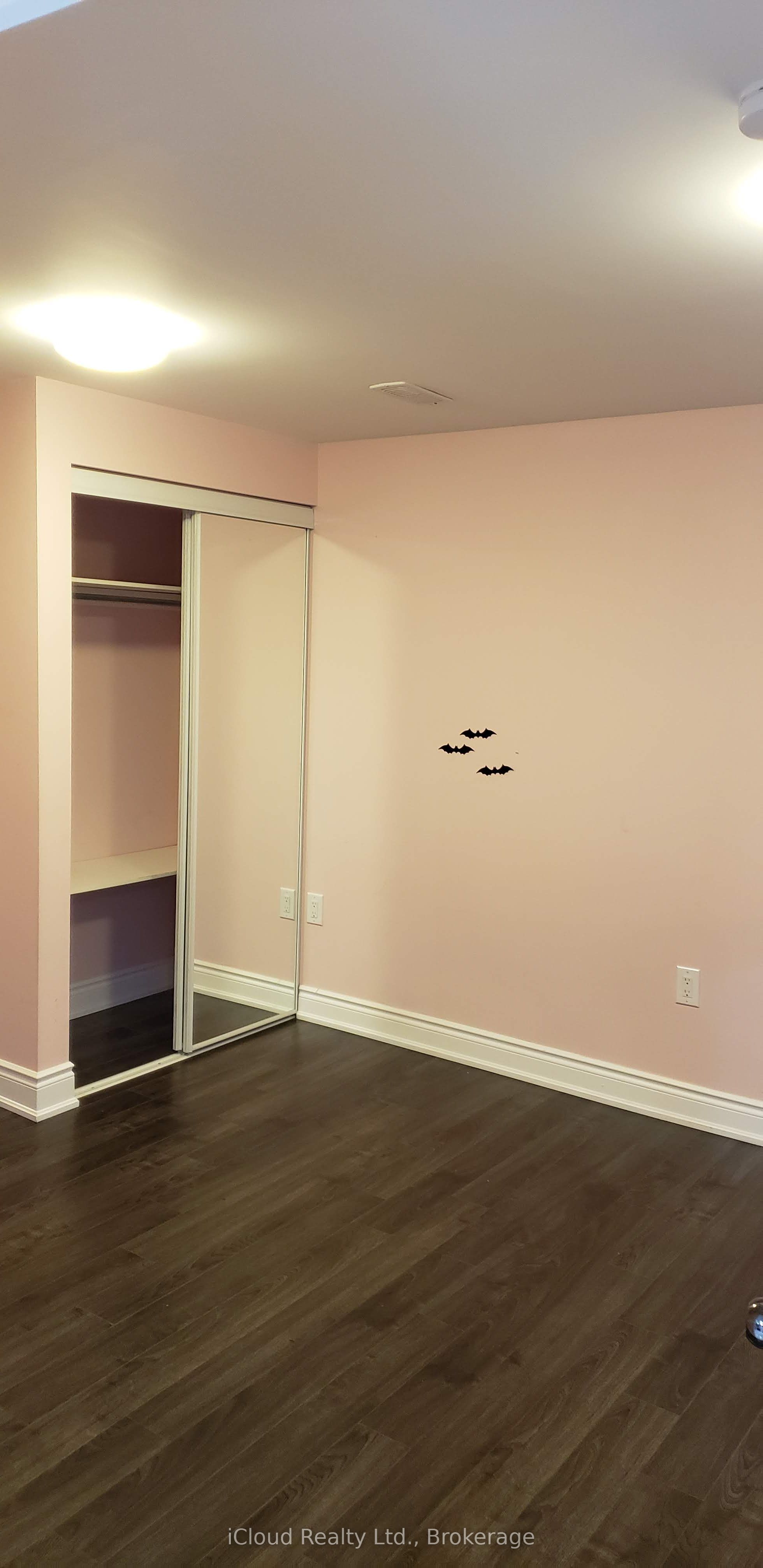 Additional image 5 of Bsmt-1428 Samuelson Circle, Mississauga, ON, L5N 7Z2