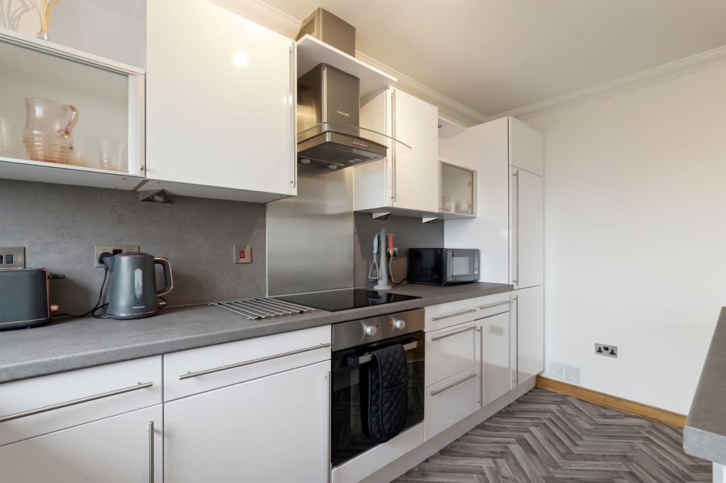 Additional image 12 of 3 bed flat for sale1/1, 2 Silver Birch Wynd, Port Glasgow PA14