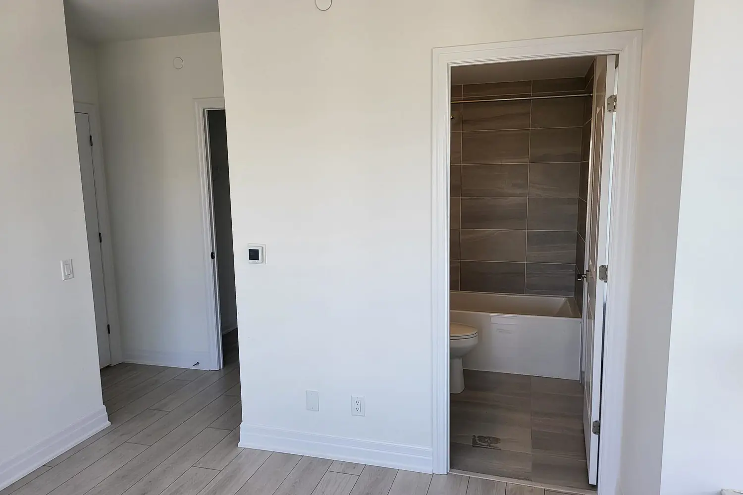 Additional image 12 of 30 Elm Drive 1102