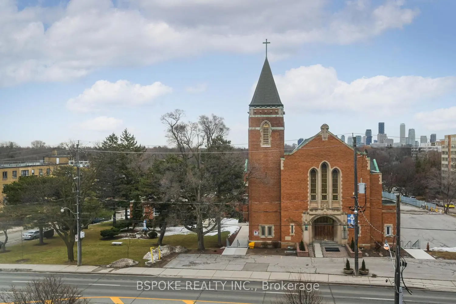 Additional image 16 of 2550 Bathurst Street 405