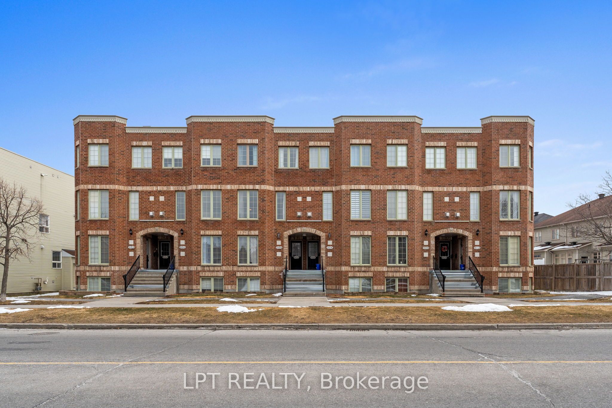 .-902 Longfields Drive, Ottawa, ON, K2J 5K6