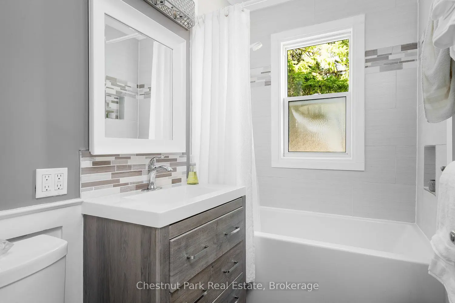 Additional image 11 of 10 Water Street