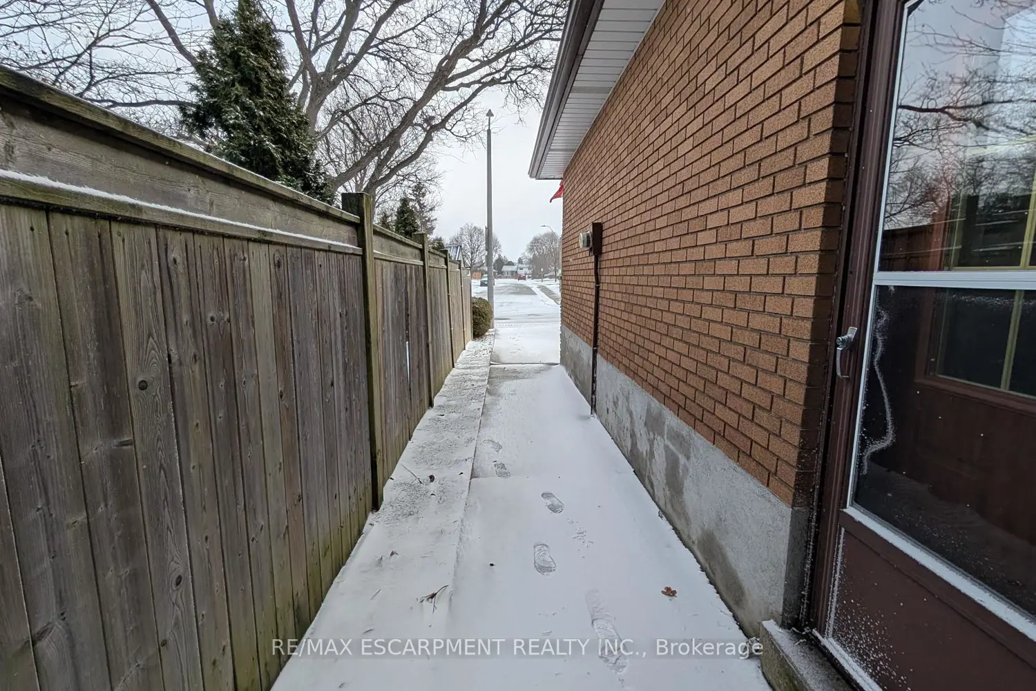 Additional image 17 of 98 Laurier Avenue