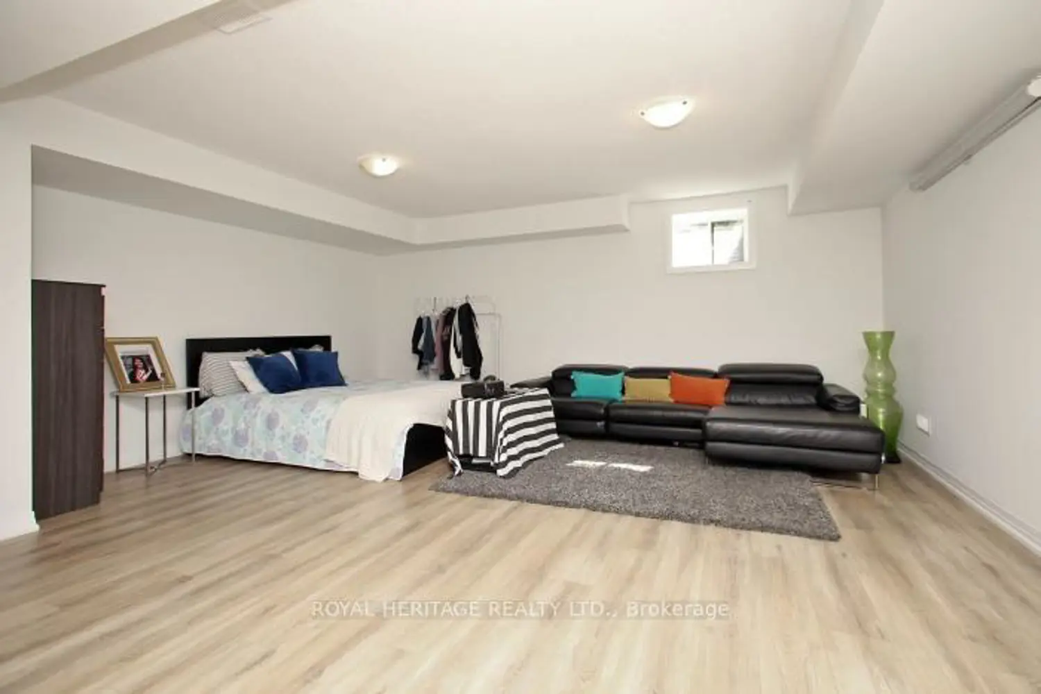 Additional image 3 of 5 Klein Way