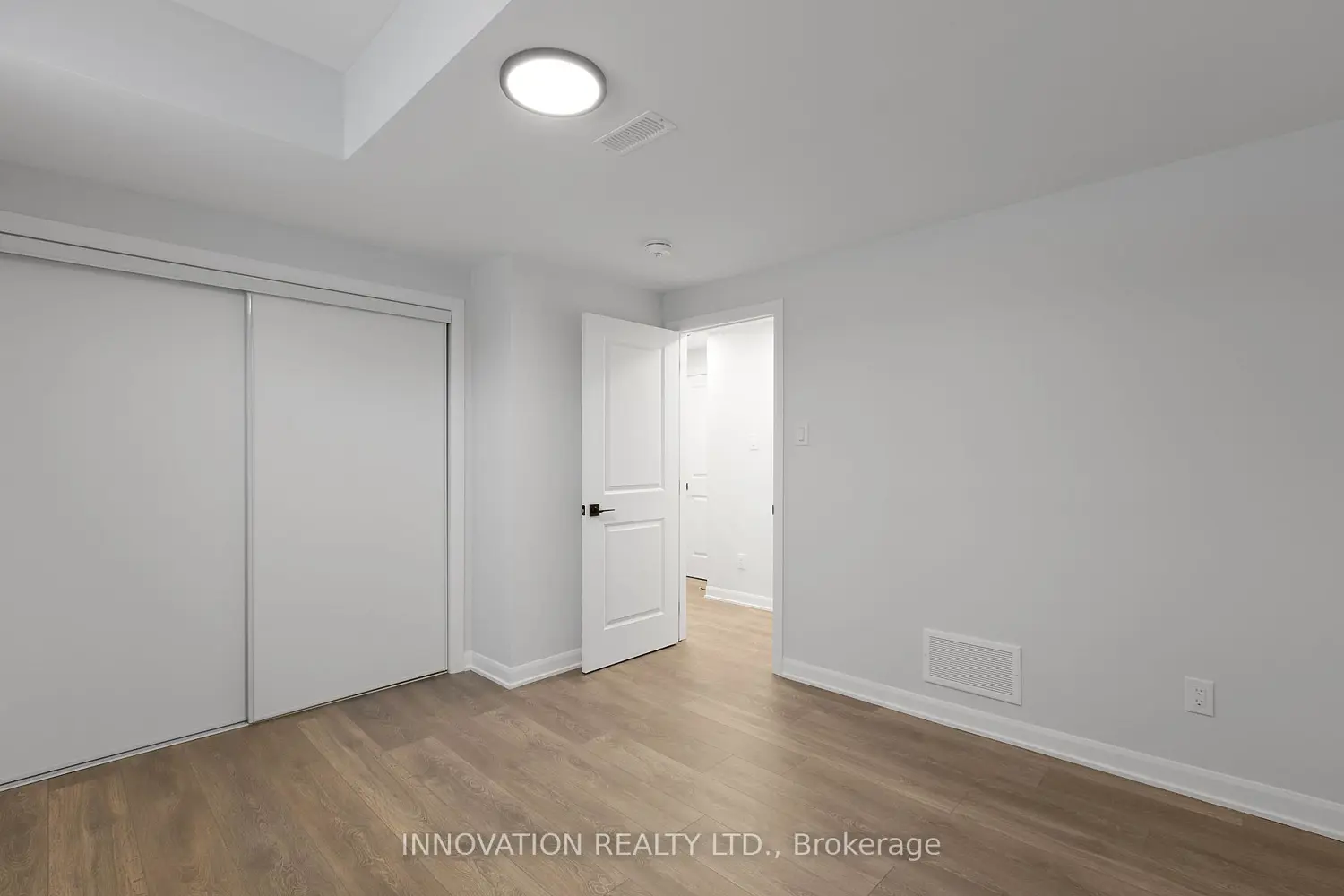 Additional image 17 of 301 Glenroy Gilbert Drive 32