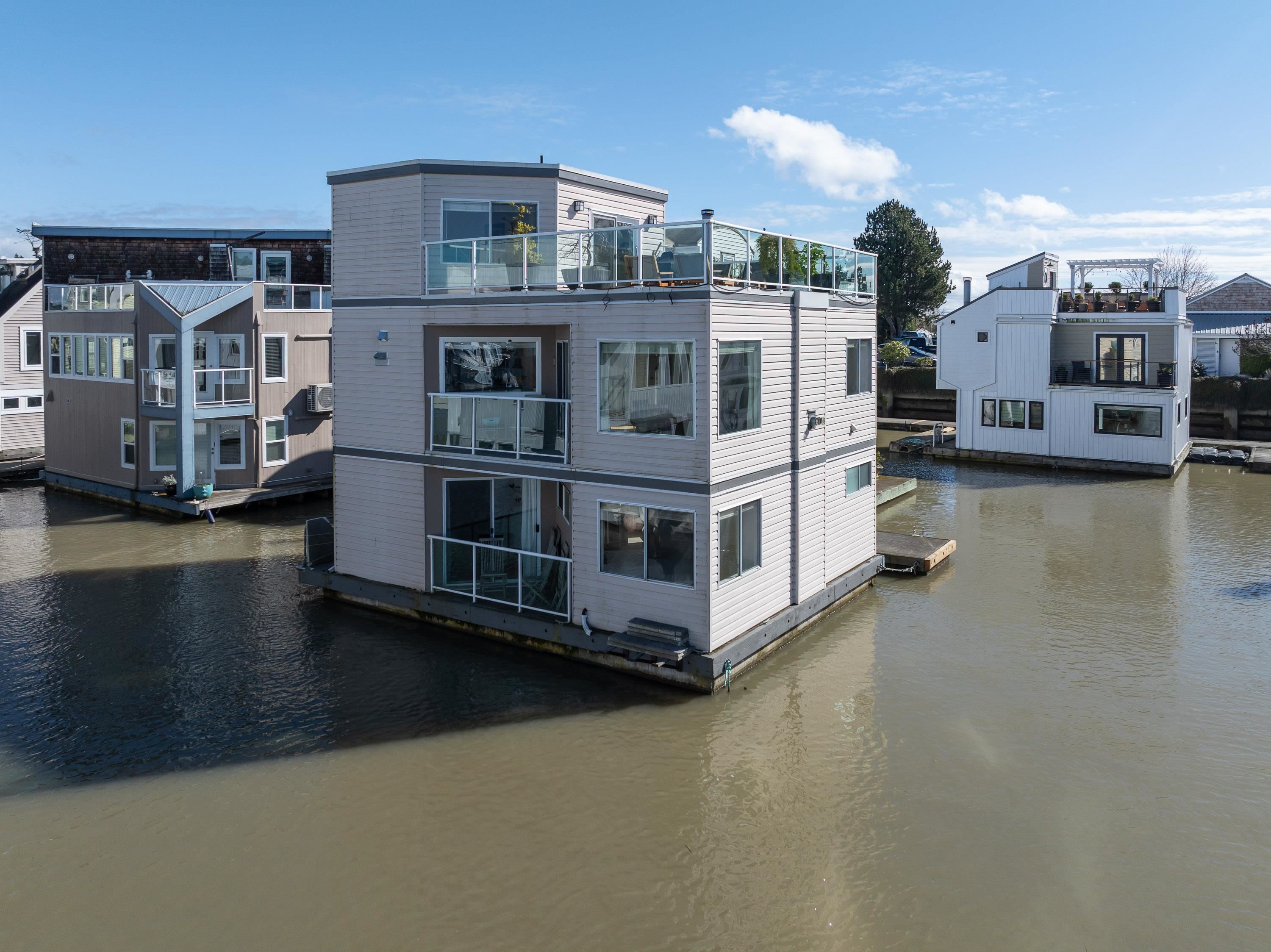 Additional image 2 of 15-3459 River Road W, Delta, BC, V4K 4Y6