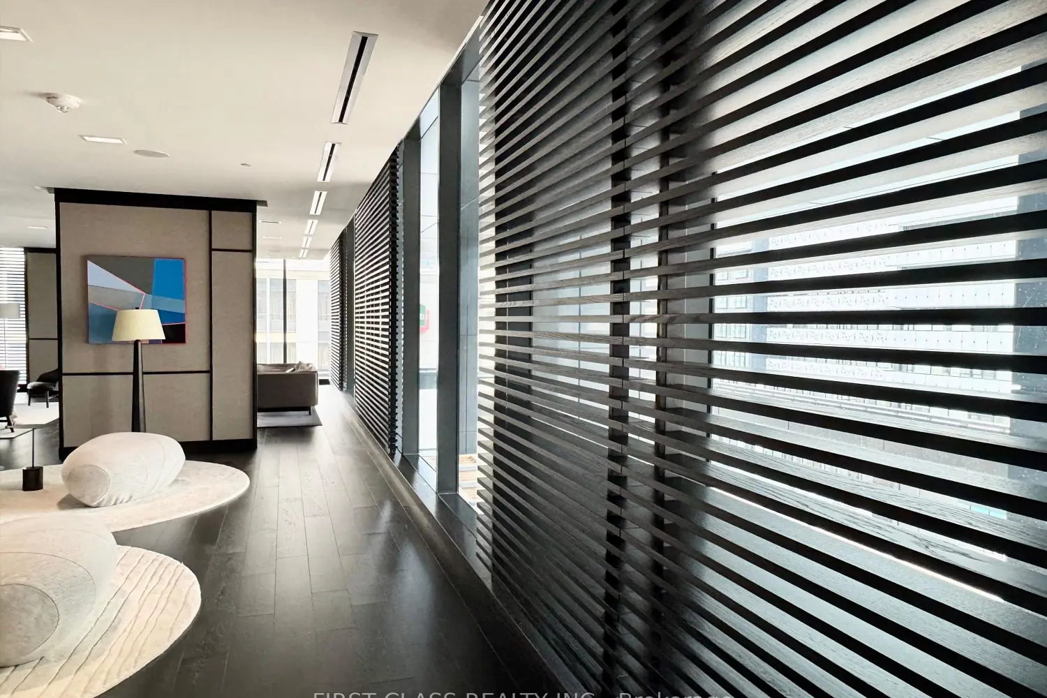 Additional image 14 of 501 Yonge Street 4002