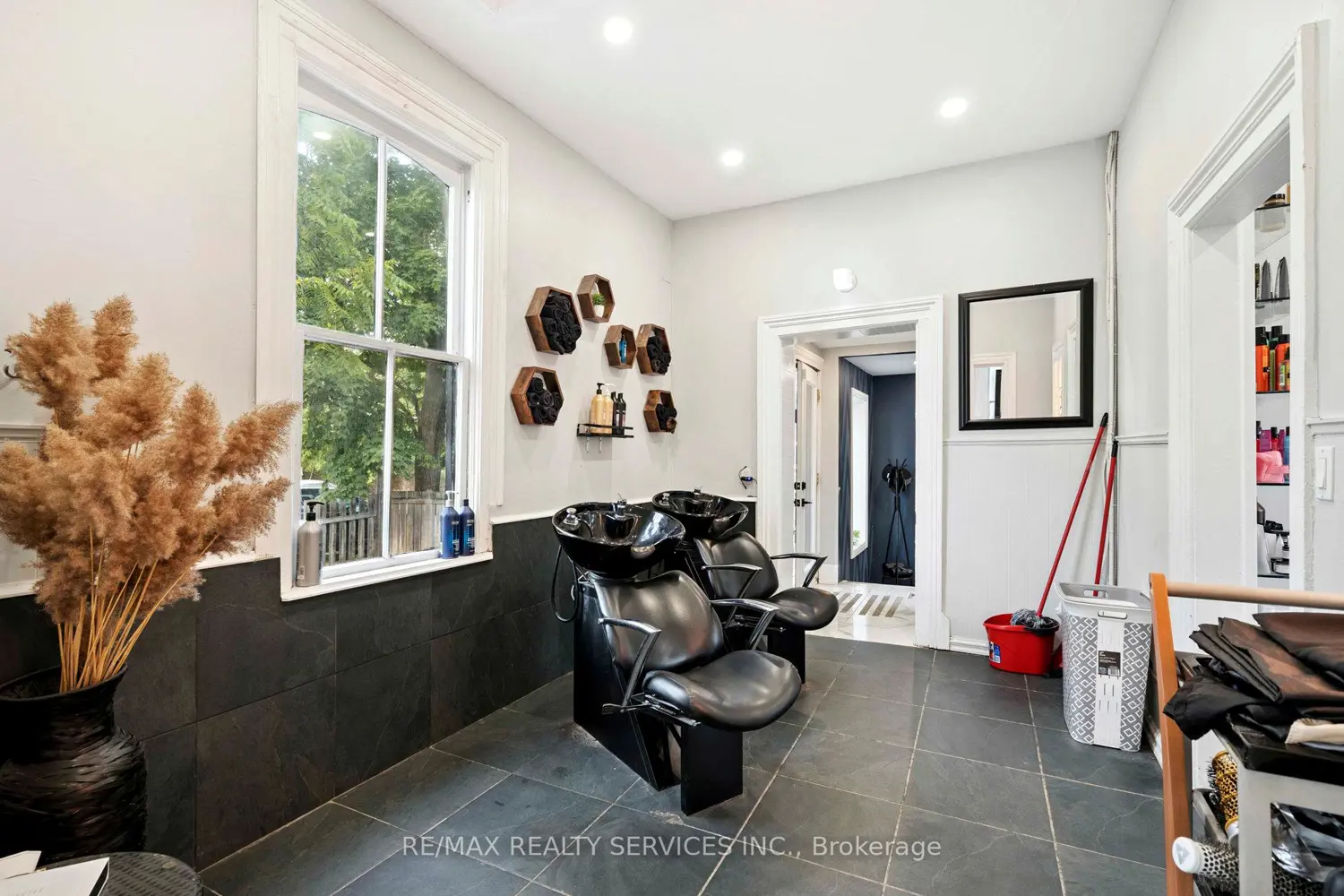 Additional image 7 of 127 Queen Street