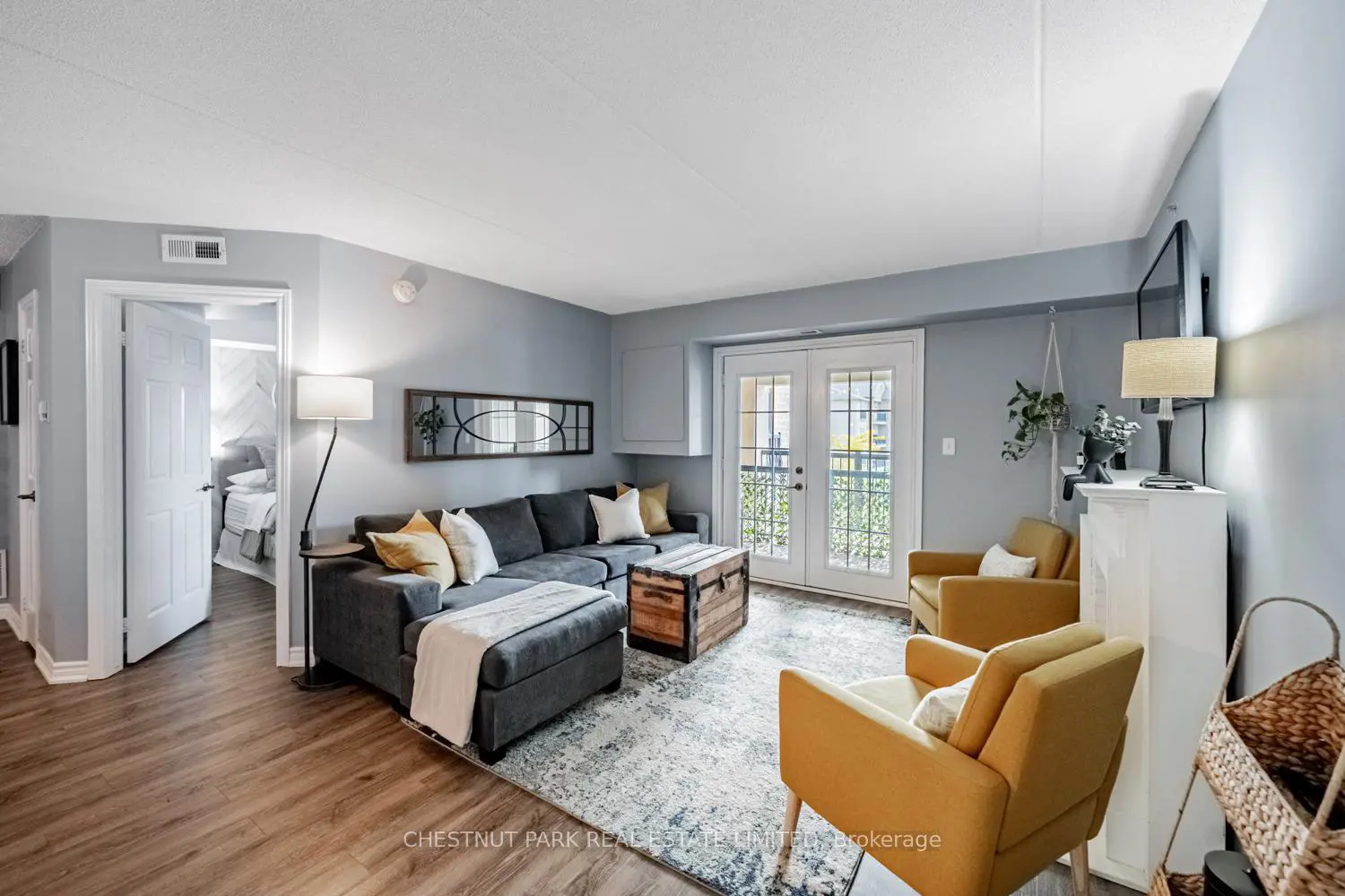 Additional image 4 of 2055 Appleby Line 306