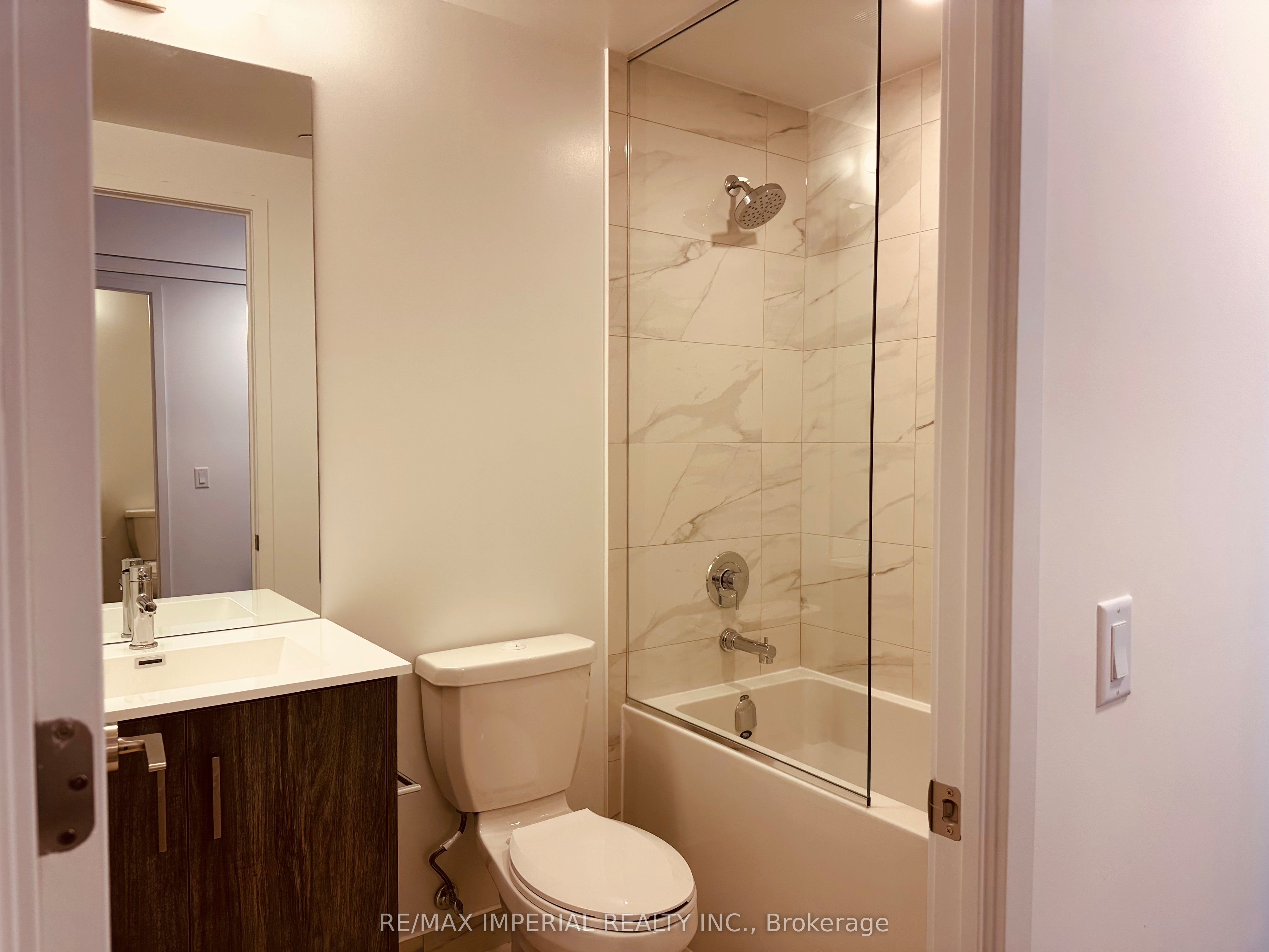 Additional image 6 of 2106-180 Front Street E, Toronto, ON, M5A 0A9