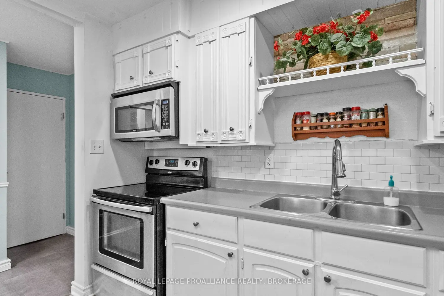 Additional image 6 of 66 Greenview Drive 510