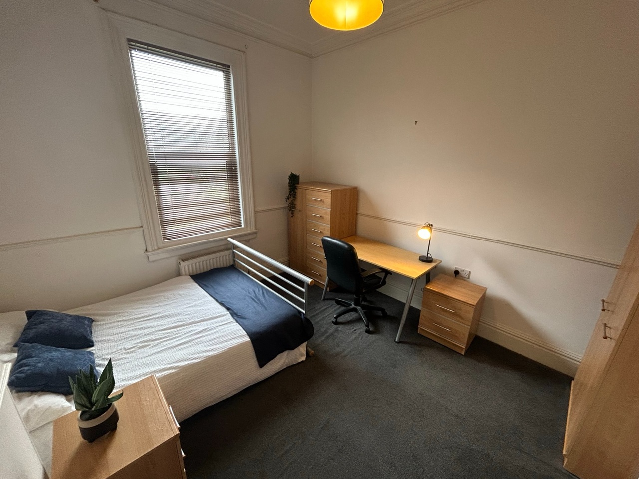 Additional image 6 of 3 Bed Flat, Otley Road, LS16, N1 7GU