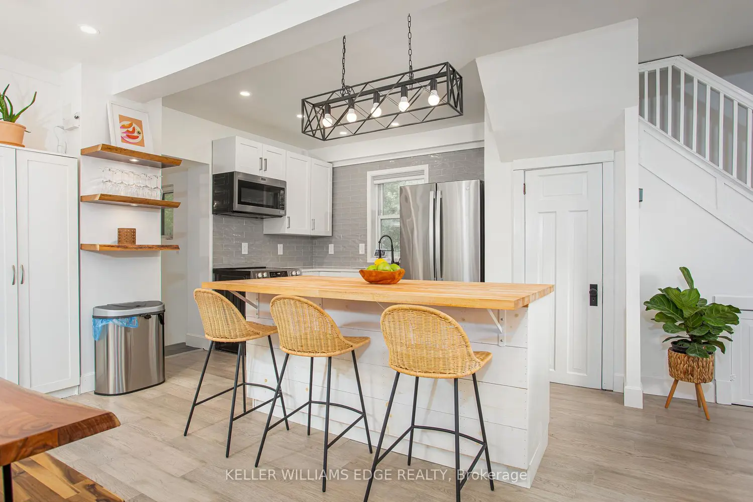 Additional image 7 of 826 Beach Boulevard