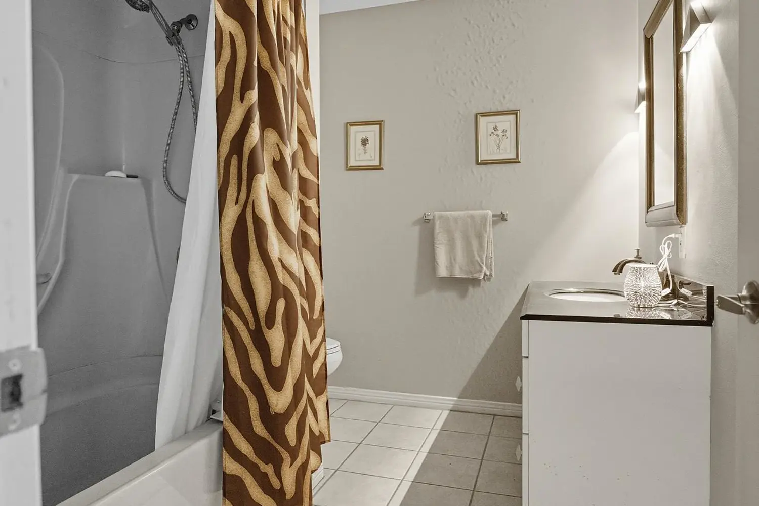 Additional image 18 of 4555 Glen Roy Road