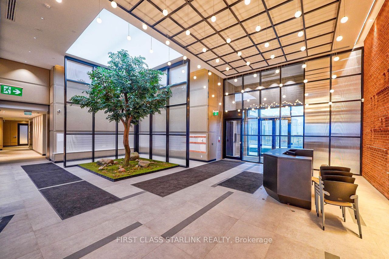 Additional image 4 of 308-3220 William Coltson Avenue, Oakville, ON, L6H 7C2