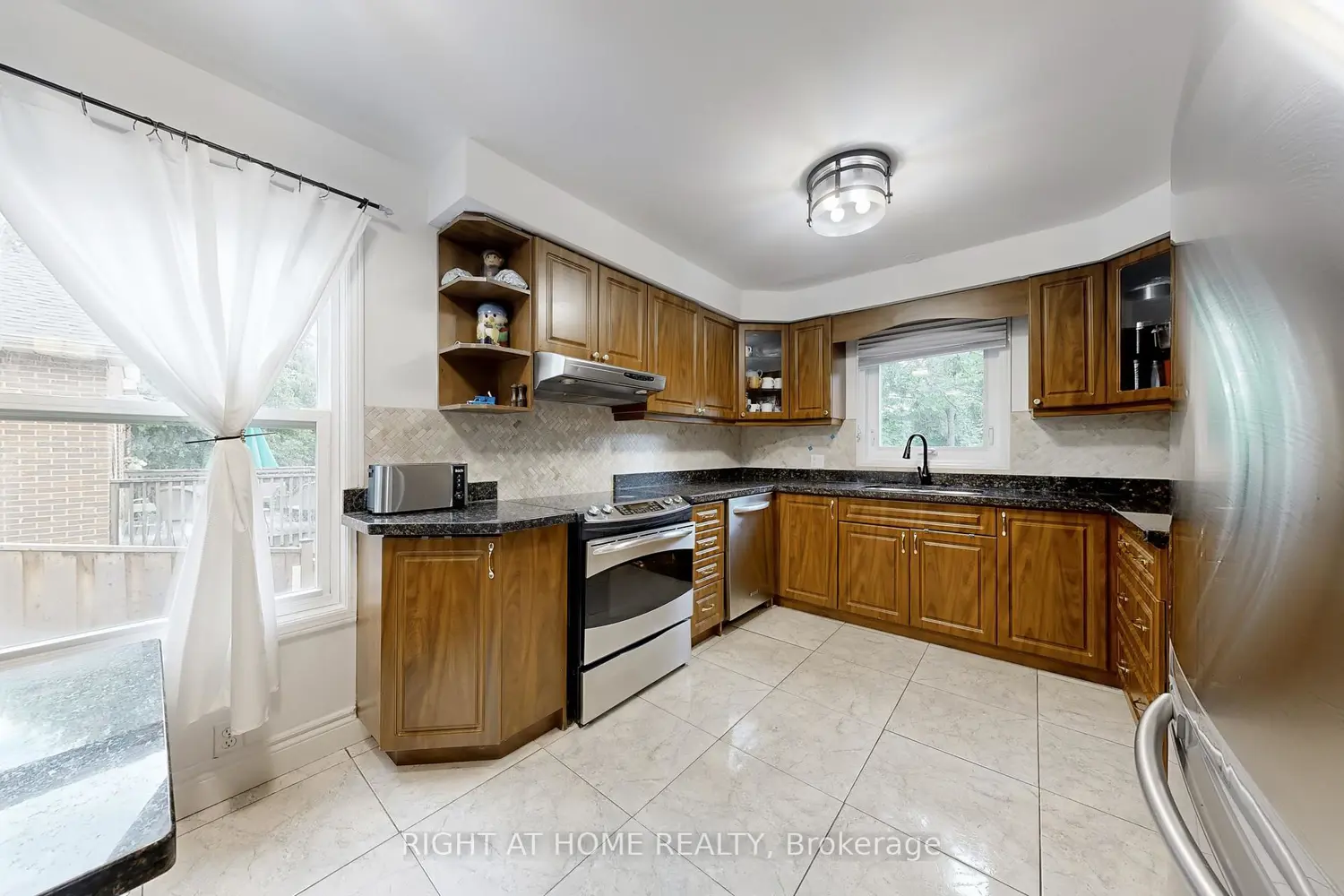 Additional image 5 of 52 Breckonwood Crescent