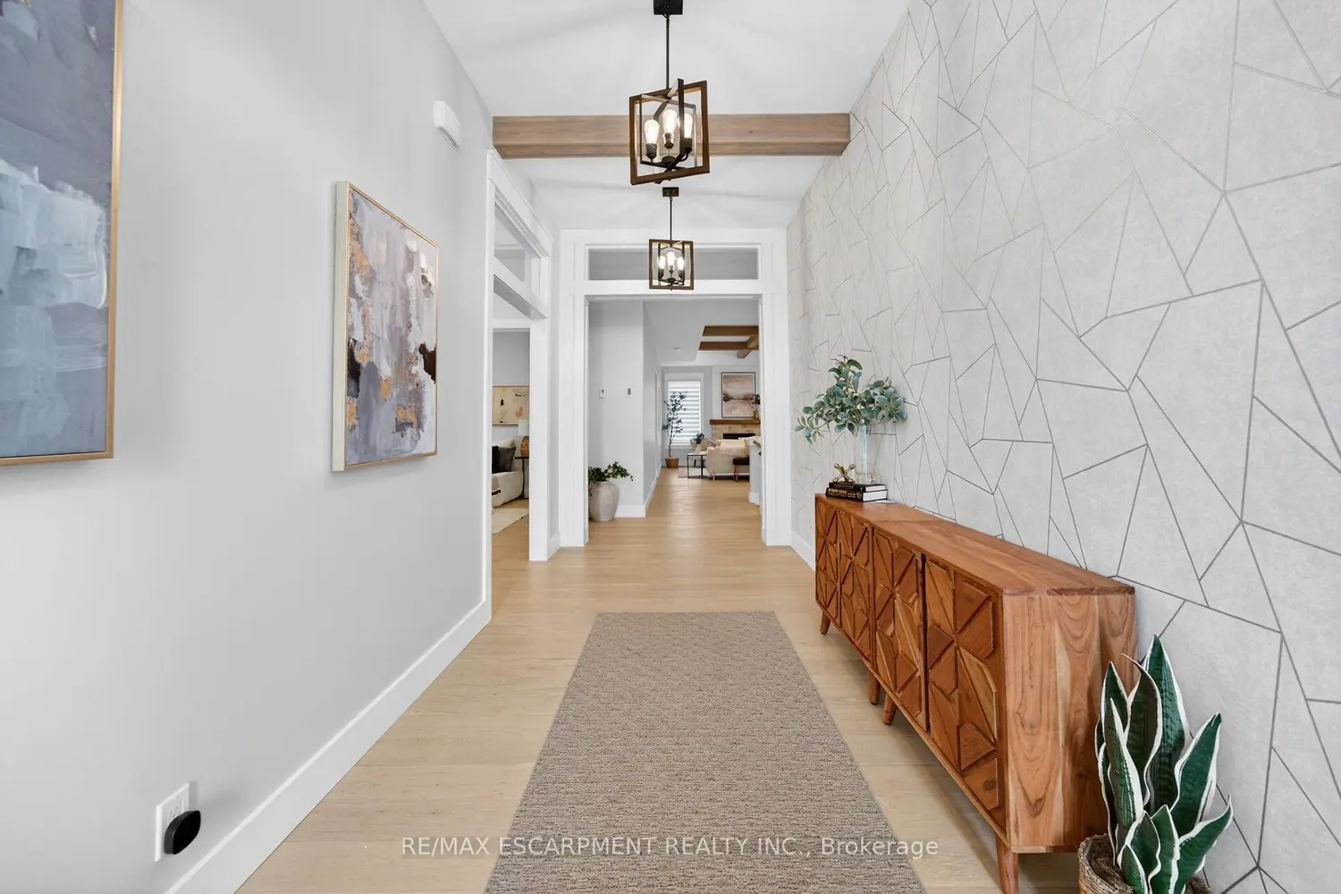 Additional image 2 of 24 Craddock Boulevard 23