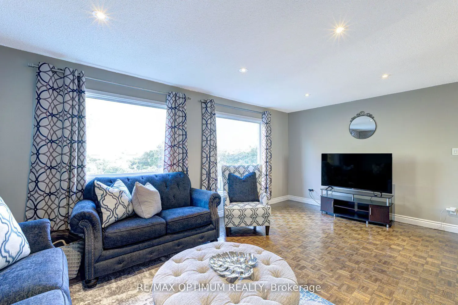 Additional image 6 of 2050 Upper Middle Road 81