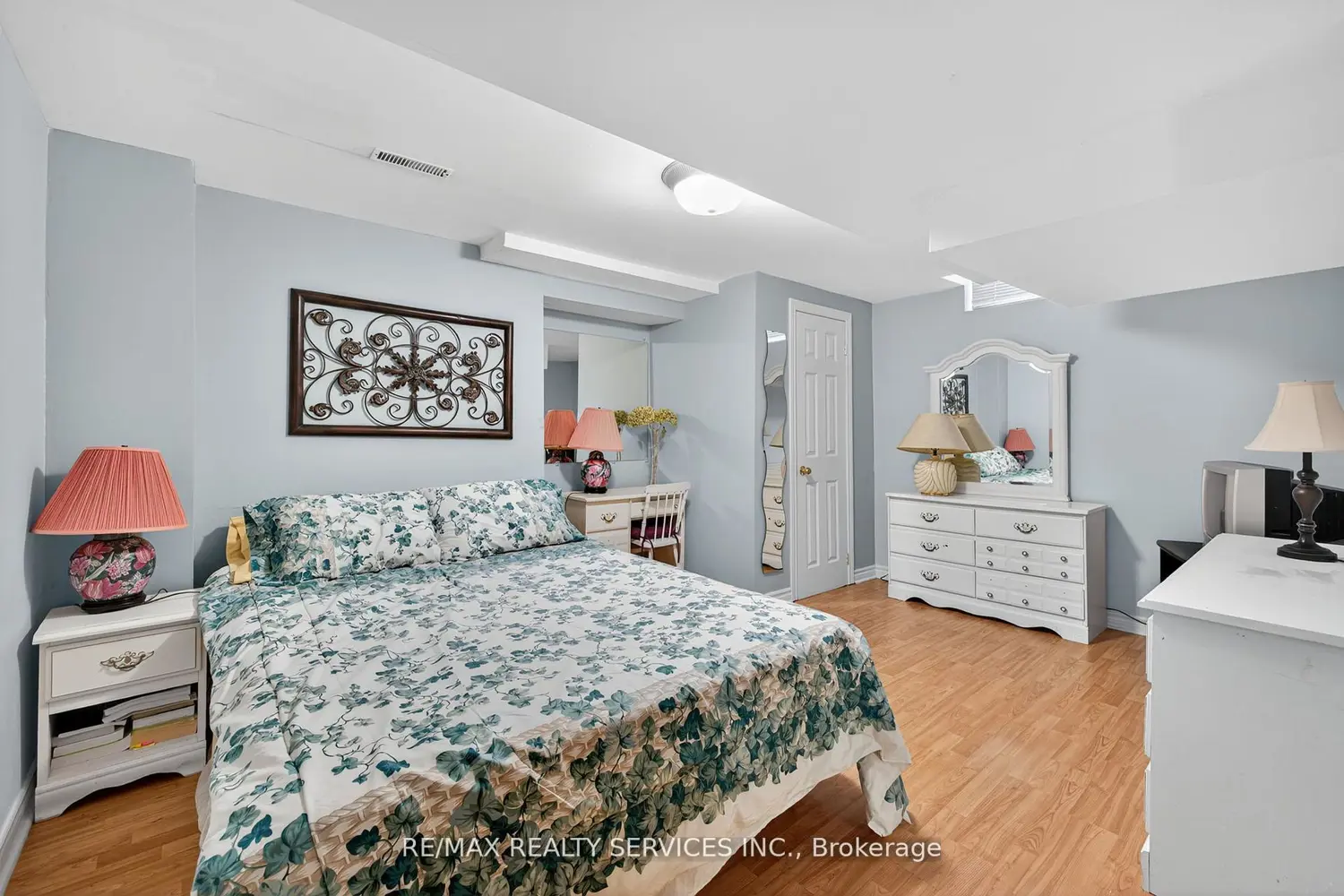 Additional image 17 of 124 Royal Valley Drive