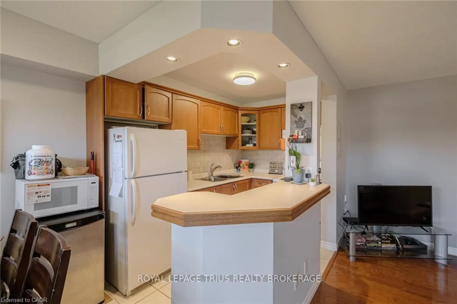 Additional image 4 of 648 Grey Street 308