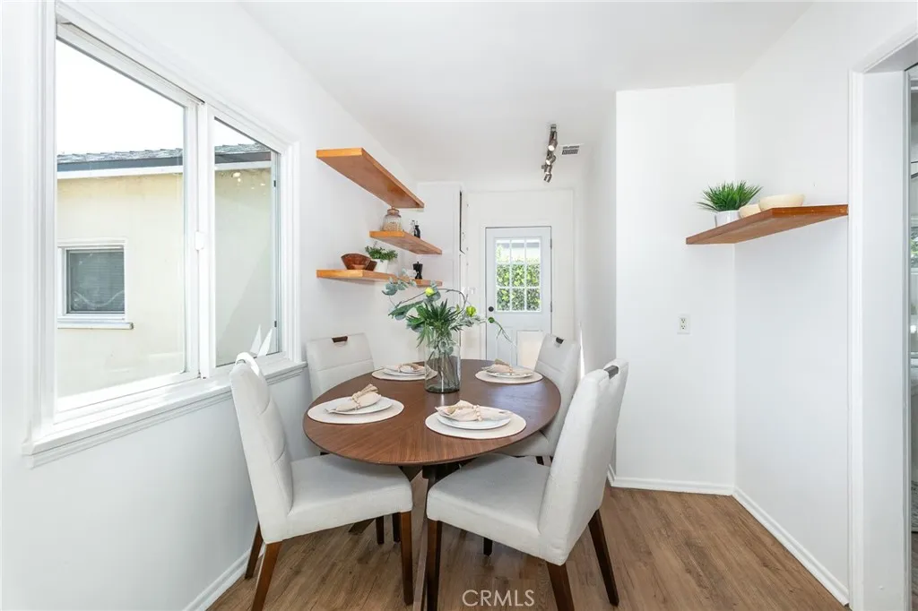 Additional image 34 of 7513 Oak Park Ave, Lake Balboa, CA 91406