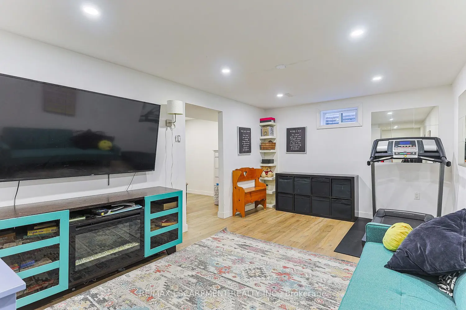 Additional image 14 of 5475 Lakeshore Road 54