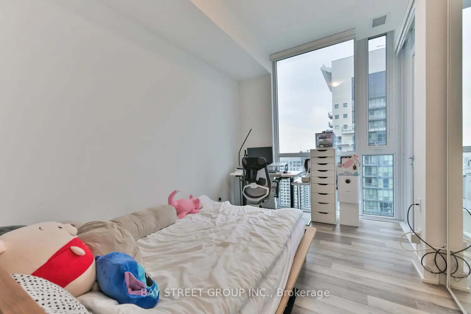 Additional image 10 of 5180 Yonge Street Lph04