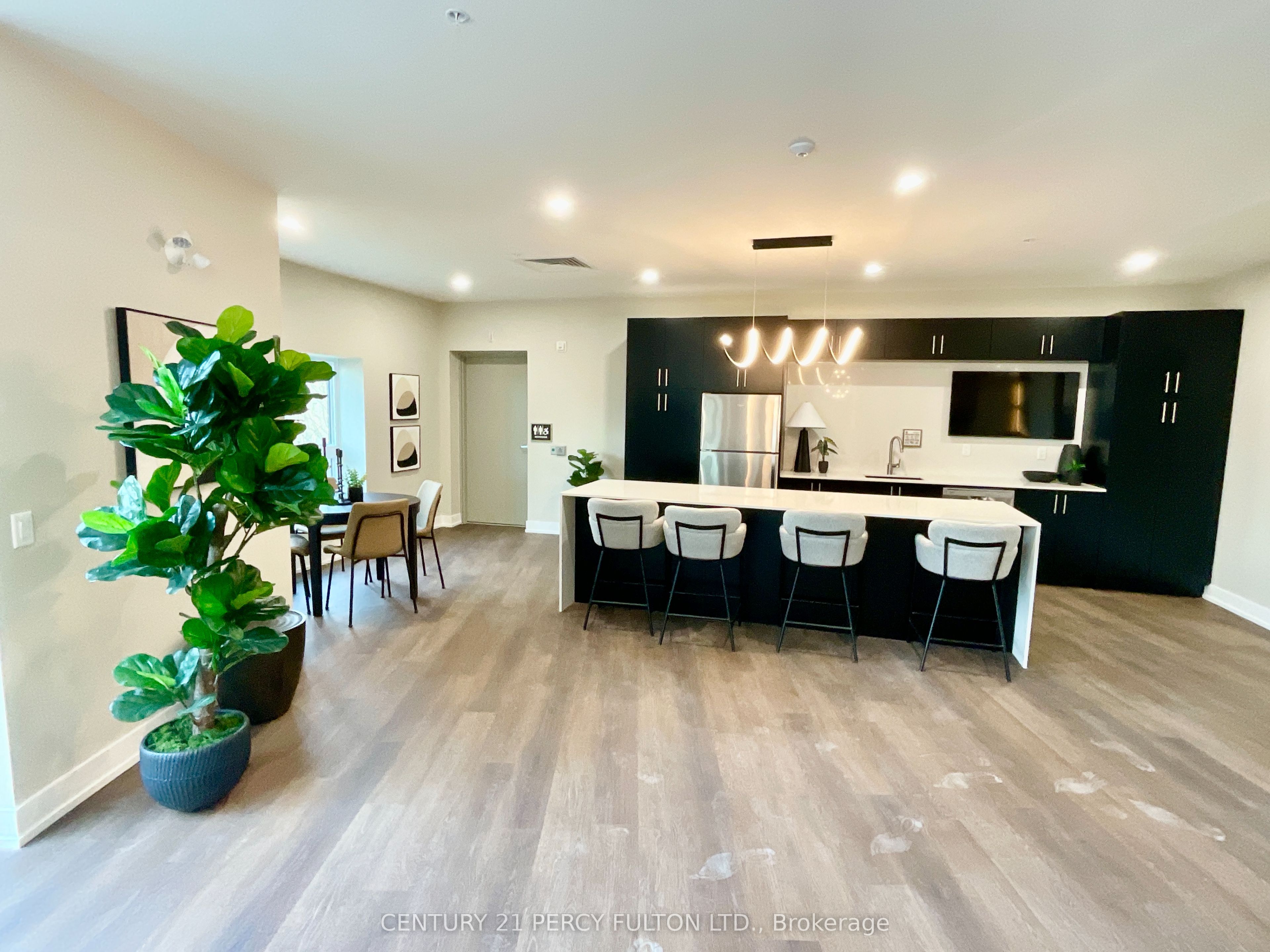 Additional image 3 of 303-1100 Lackner Place, Kitchener, ON, N2A 0M1