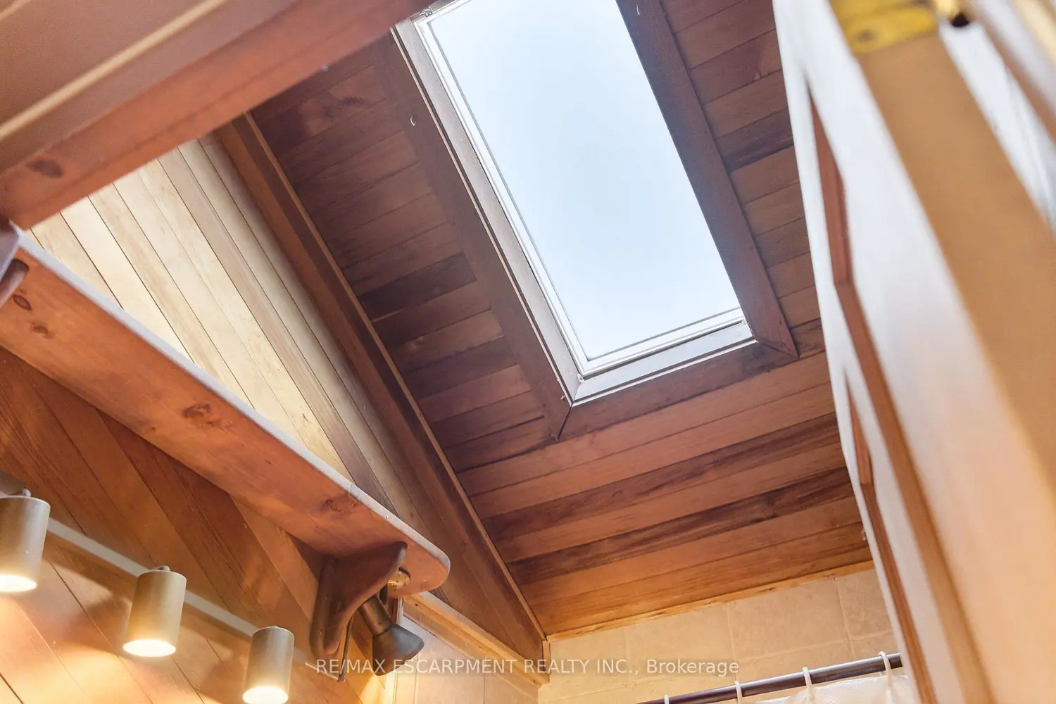 Additional image 11 of 267 Thayer Avenue